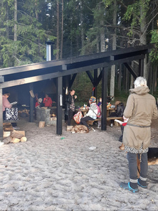 Lauluiltama 22.7.2023 pohjoisen keittokatoksella